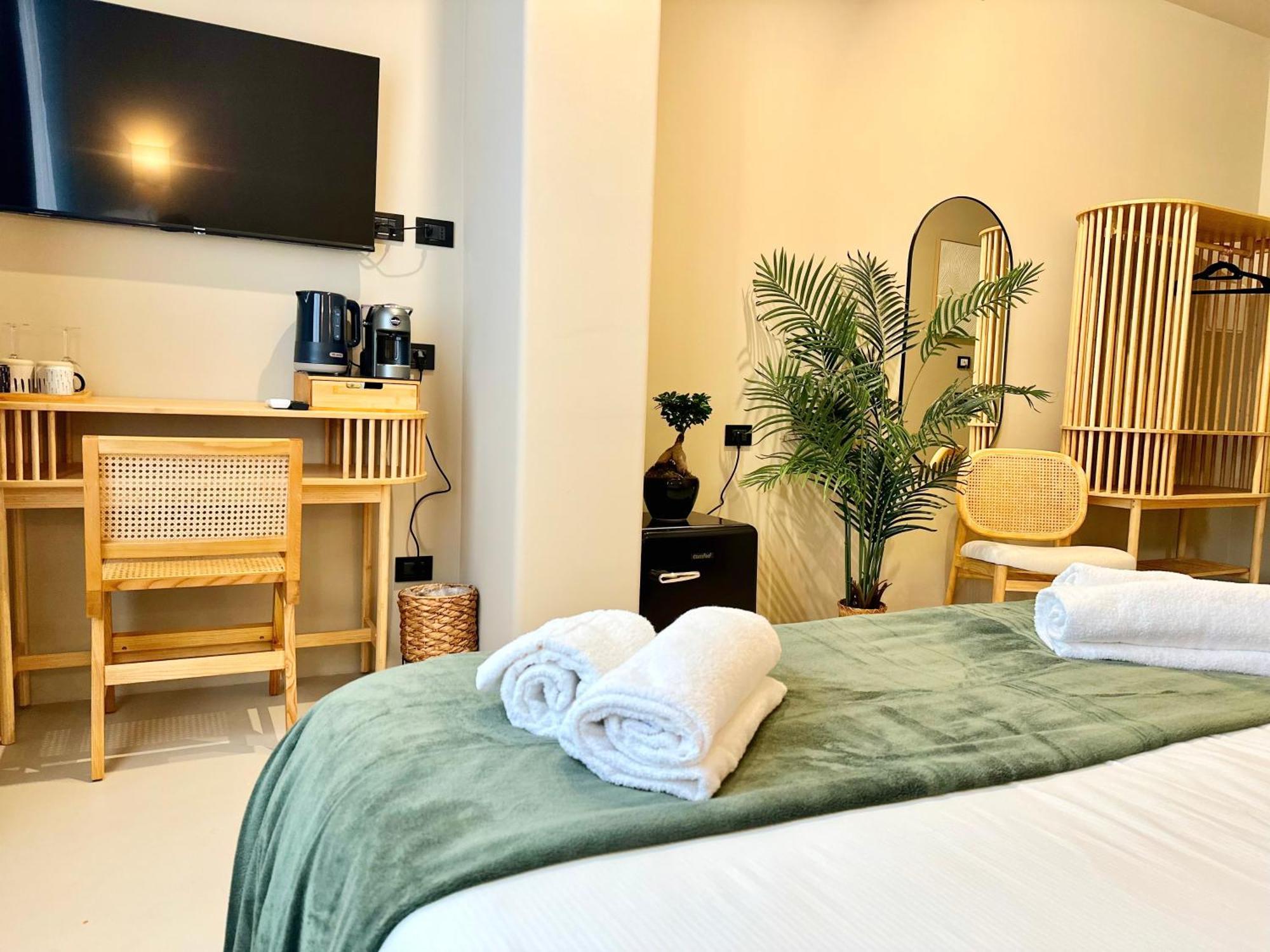 Carbone XXI Bed & Breakfast คาตาเนีย ภายนอก รูปภาพ