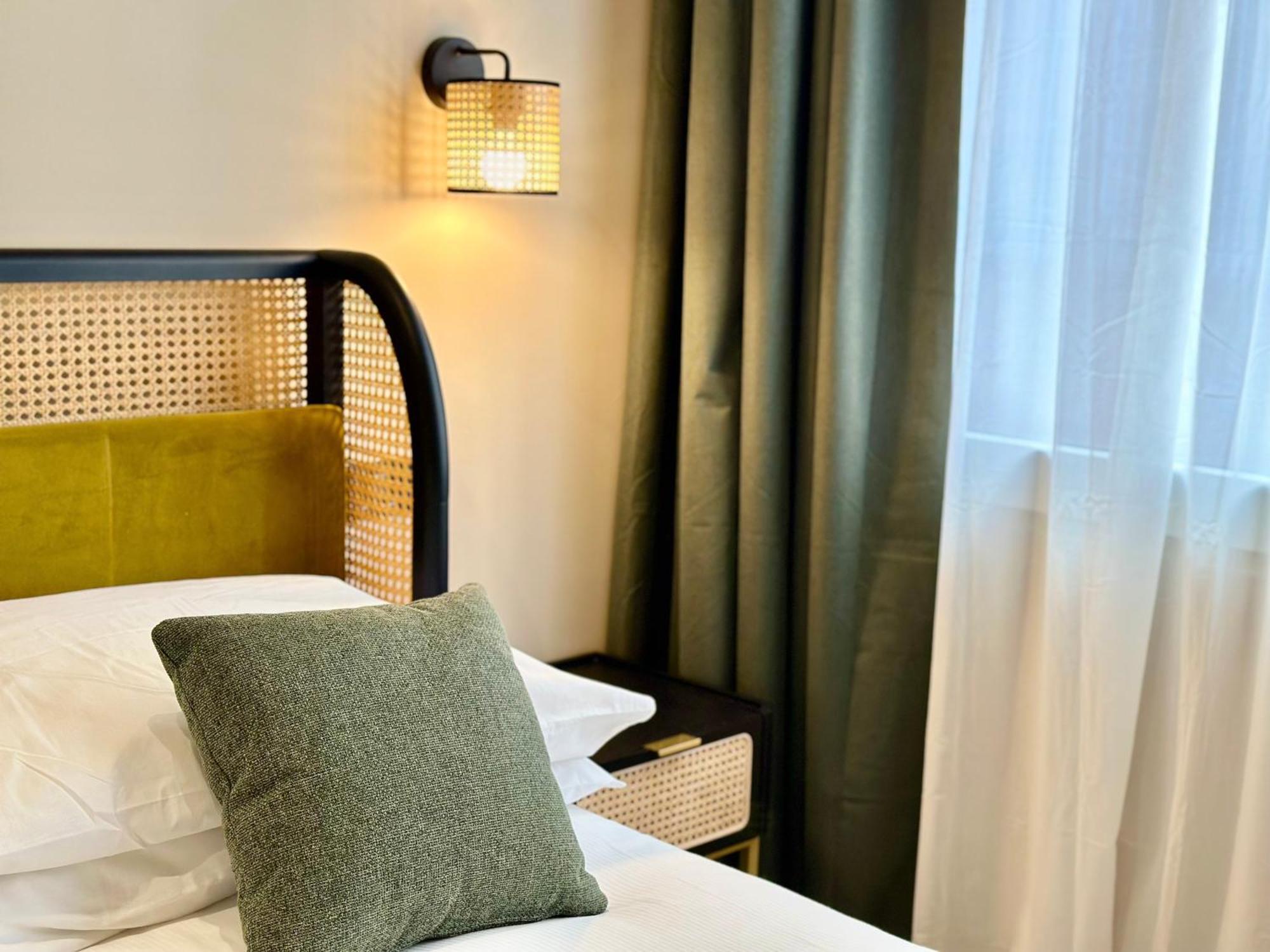 Carbone XXI Bed & Breakfast คาตาเนีย ภายนอก รูปภาพ